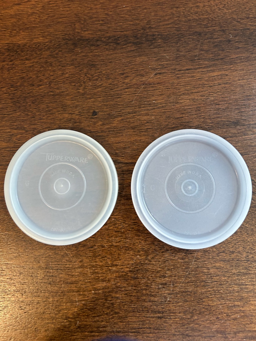 2 Tupperware Sheer Replacement Lids #297 C & G Fit #109 8 oz or #1229 4 oz Cups